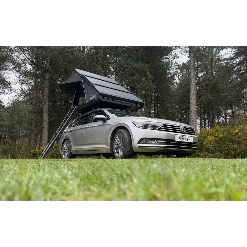 Roofbunk Adventurer Aluminum Clamshell Roof Tent 1